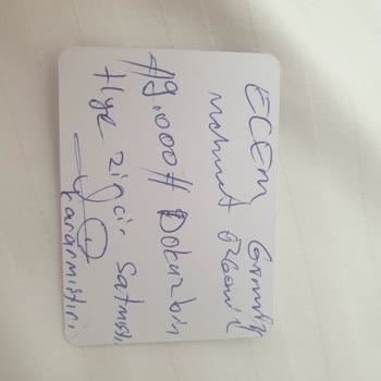 Ecem Gümüş & Hediyelik İzmir Konak'ta Kolye Satın Alma Deneyimi