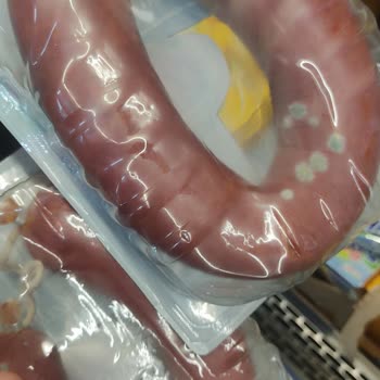 BİM Deki Küf Lu Sucuk