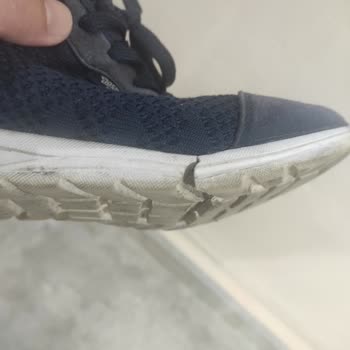 FLO Ayakkabı Dockers Ayakkabı Tabanı 3-4 Ayda Yarıldı