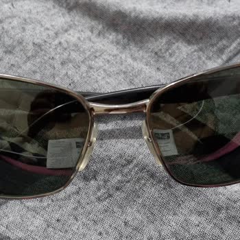 Rayban Gözlüğün Orijinal Olup Olmadığını Öğrenmek İstiyorum