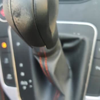 Seat Arona Güneş Soyulmaları Ve Servis Sorunu