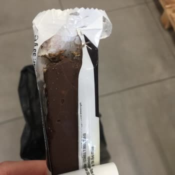 A101 Xroll Markasından Çıkan Böcek