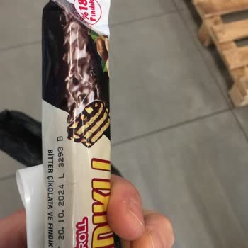 A101 Xroll Markasından Çıkan Böcek