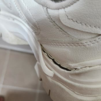 Zara'dan Aldığım Ayakkabı 2 Ay İçinde Parçalandı