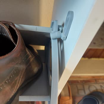 Adore Mobilya Ayakkabılık Dolabının Plastik Aksam Sorunu