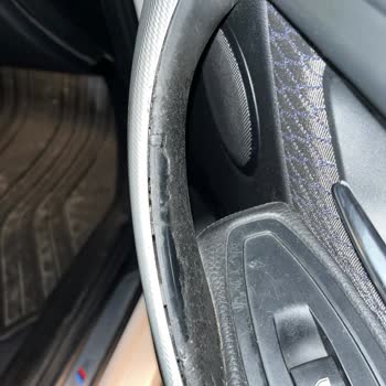 BMW Kapı Kolçağı Erimesi
