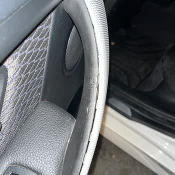 BMW Kapı Kolçağı Erimesi