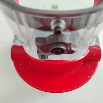 Dyson V12 Serviste Başka Birinin Haznesi Gönderildi