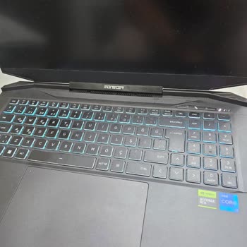 Monster Abra A7 Bilgisayarın Ekran Sorunu