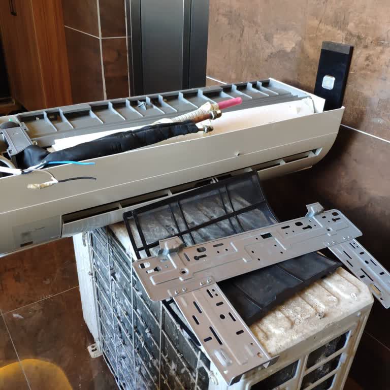 5 Yıllık Airfel Klimam Yetkili Servis İlgisizliği Nedeniyle Çöp Oldu