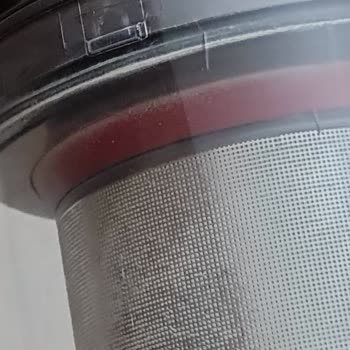 Dyson V11 Süpürge Toz Haznesi Çatlama Sorunu