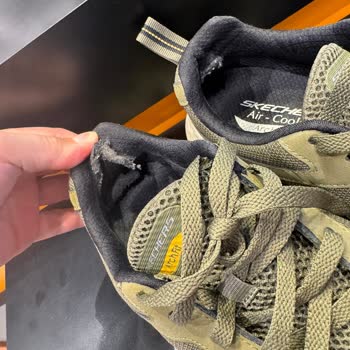 Skechers Ürünün Arkasında Durmuyor