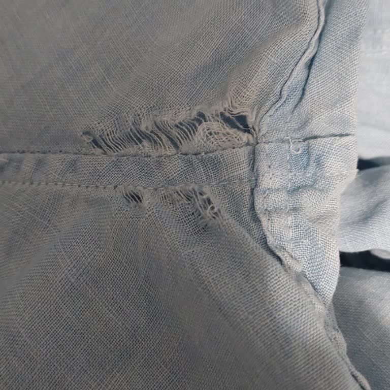 Zara Yırtılan Keten Gömlek