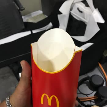 McDonald's Levent Çarşı Şubesi Ciddiyetsizliği