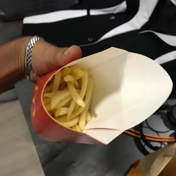 McDonald's Levent Çarşı Şubesi Ciddiyetsizliği