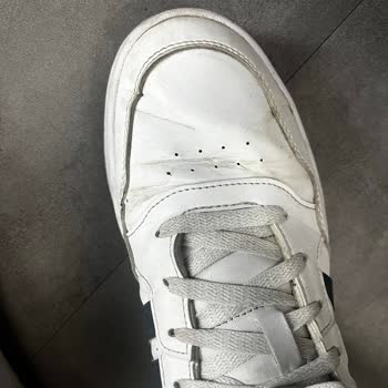 adidas 4 Aylık Ürünümün Değişimini İstiyorum.