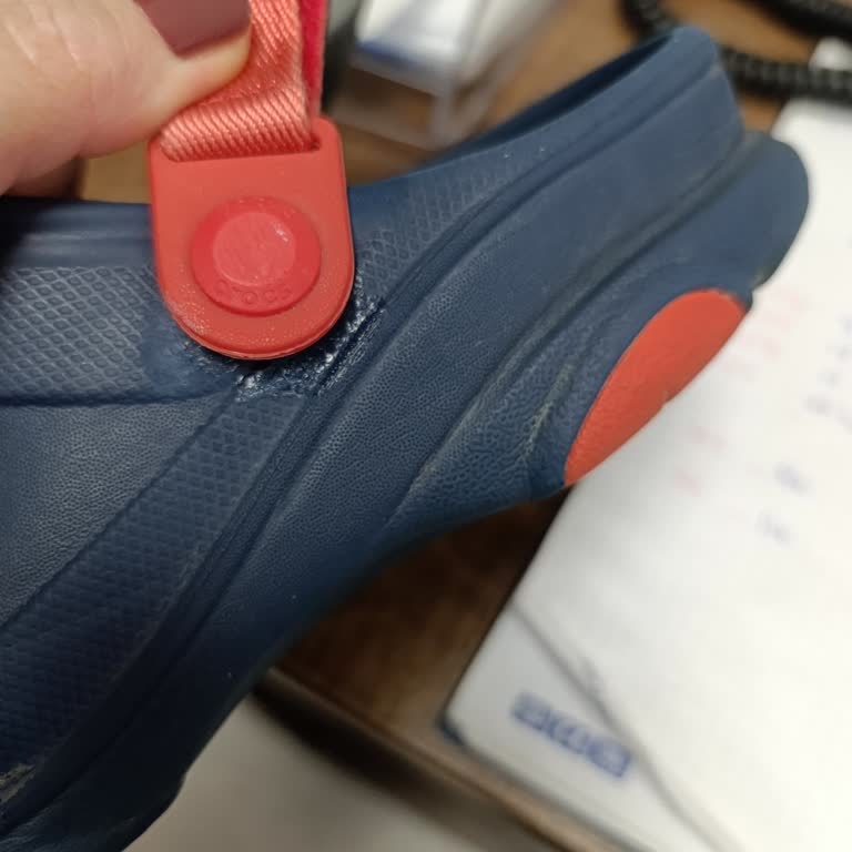 Crocs Terlik & Ayakkabı Kısa Sürede Kopan Crocsun Yapıştırılır Geri Gönderilmesi