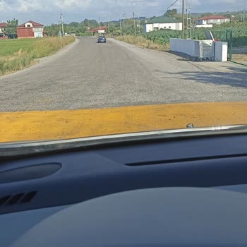 Tekkeköy Belediyesi Tehlikeli Kasisler Sürücüleri Zorluyor