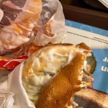 Metrogarden AVM De Bulunan Burger King Kötü Servis