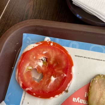 Metrogarden AVM De Bulunan Burger King Kötü Servis