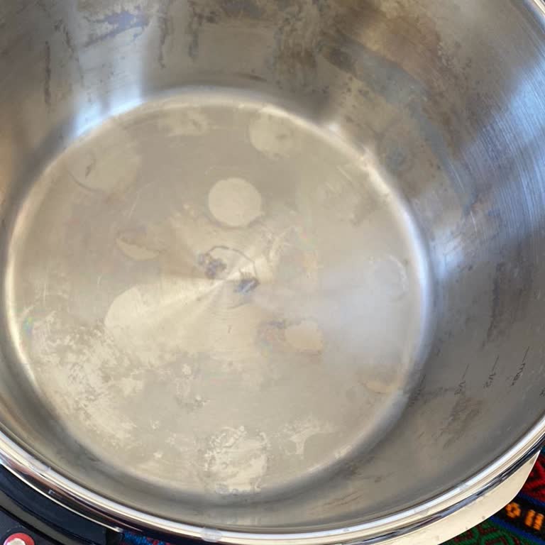 Fissler Fişler Düdüklü Tencere İlk Kullanımda Lekeler Oluştu