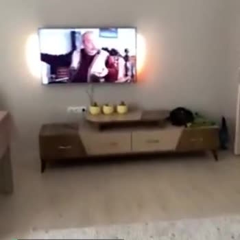 Philips TV Kendi Kendine Açılıp Kapanıyor Wi-Fi'den Atıyor