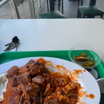 Ekrem Coşkun Döner Alanya Şubesi'nde İlgisiz Ve Soğuk Hizmet