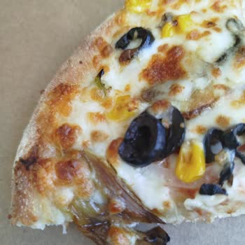 Pizza Bulls Hijyen Sorunu Ve Kalitesiz Hizmet
