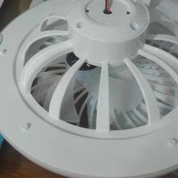 Received Broken Fan Lamp from AliExpress: No Response from Help Center