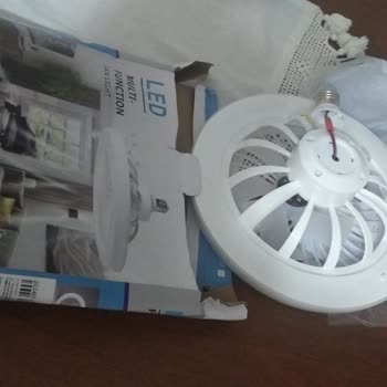 Received Broken Fan Lamp from AliExpress: No Response from Help Center