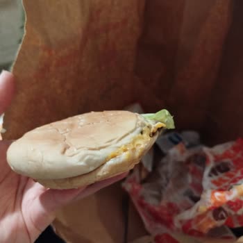 Burger King Servis Ve Tazelikte Problem Yaşıyorum