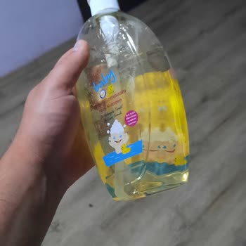 BİM Göz Yakmayan Şampuan Gözlerimizi Yaktı