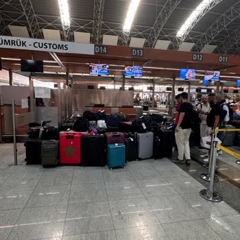 Pegasus Airlines Left Luggage in Istanbul, No Customer Support or Communication