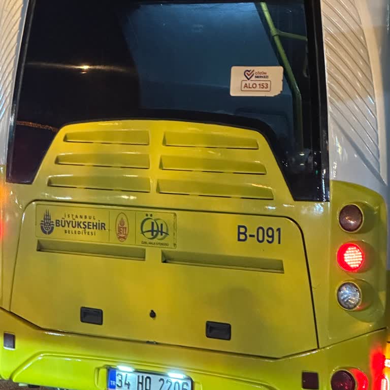 İett Otobüs Şoförlerinin Duraklara Uğramaması Ya Da Kapıları Açmaması