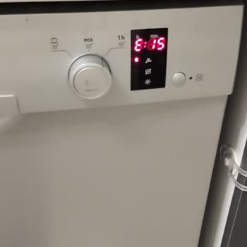 Bosch Termoteknoloji Bosch Bulaşık Makinesi Su Akıtma