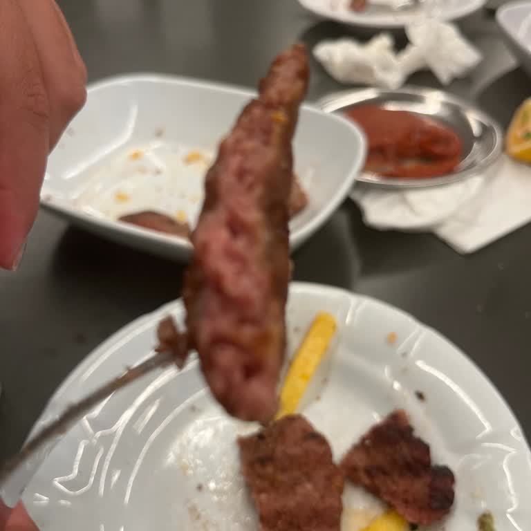 Köfteci Yusuf Saygısız Bir İşletme