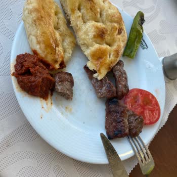 Köfteci Ramiz Her Şube Farklı Çalışıyor