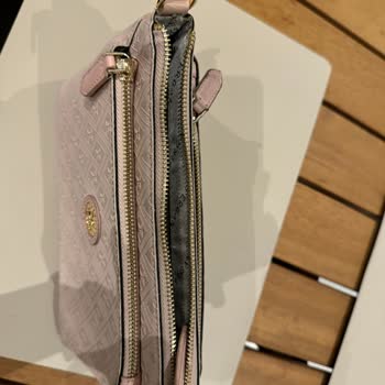 Tergan Nezaketsizliği Müşteri İle Alay Edilmesi