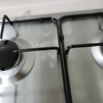 Beko İnox Ocakta Geçmeyen İzler