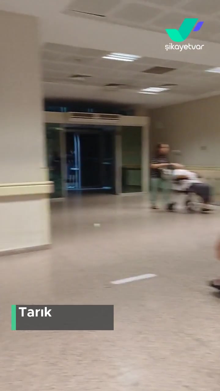 Antalya Eğitim Ve Araştırma Hastanesi  Acil Bölümü Sıkıntılı! videonun kapak resmi