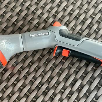 Gardena Hortum Başı. Normal Çalışırken İkinci Modda Ayarları Sanırım Karıştı