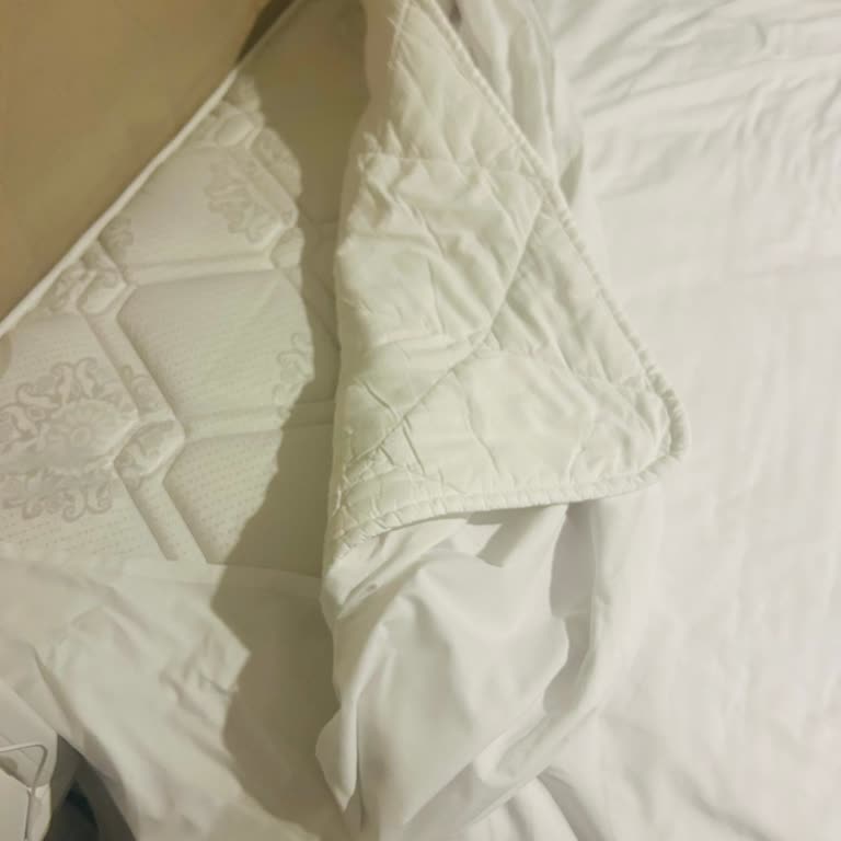 Atlas Beach Hotel 4 Yıldız Otelin İlgisizliği