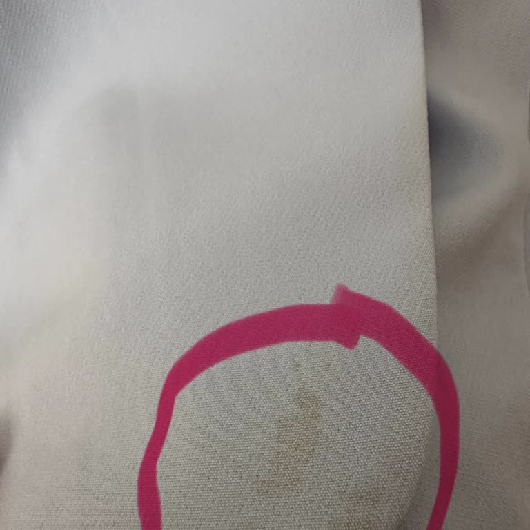 Diaves Lekeli Ürünler Ve Alakasız Renk