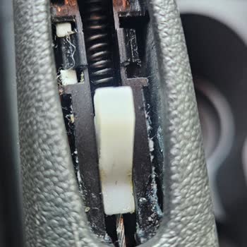 Opel Crossland Essential El Freni Mandalı Sorunu