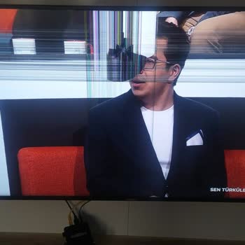 Vestel Ekranı Darbe Alan TV Yedek Parçalarını 10 Yıl Bulundurmuyor