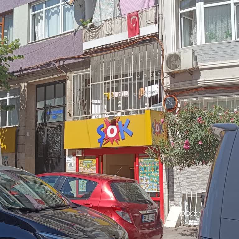 Şok Market Çöp Kokuyor