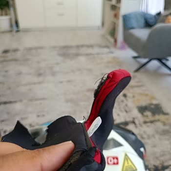 Axor Helmets Axor Kaskın Pedleri Kulaklarımı Kesti