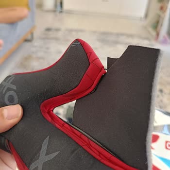 Axor Helmets Axor Kaskın Pedleri Kulaklarımı Kesti