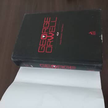 Hepsiburada Su Basan Kitaplar Satıyor