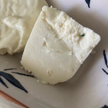 Ariste Peynir Ariste Tulum Peyniri İçinden Plastik Çıktı